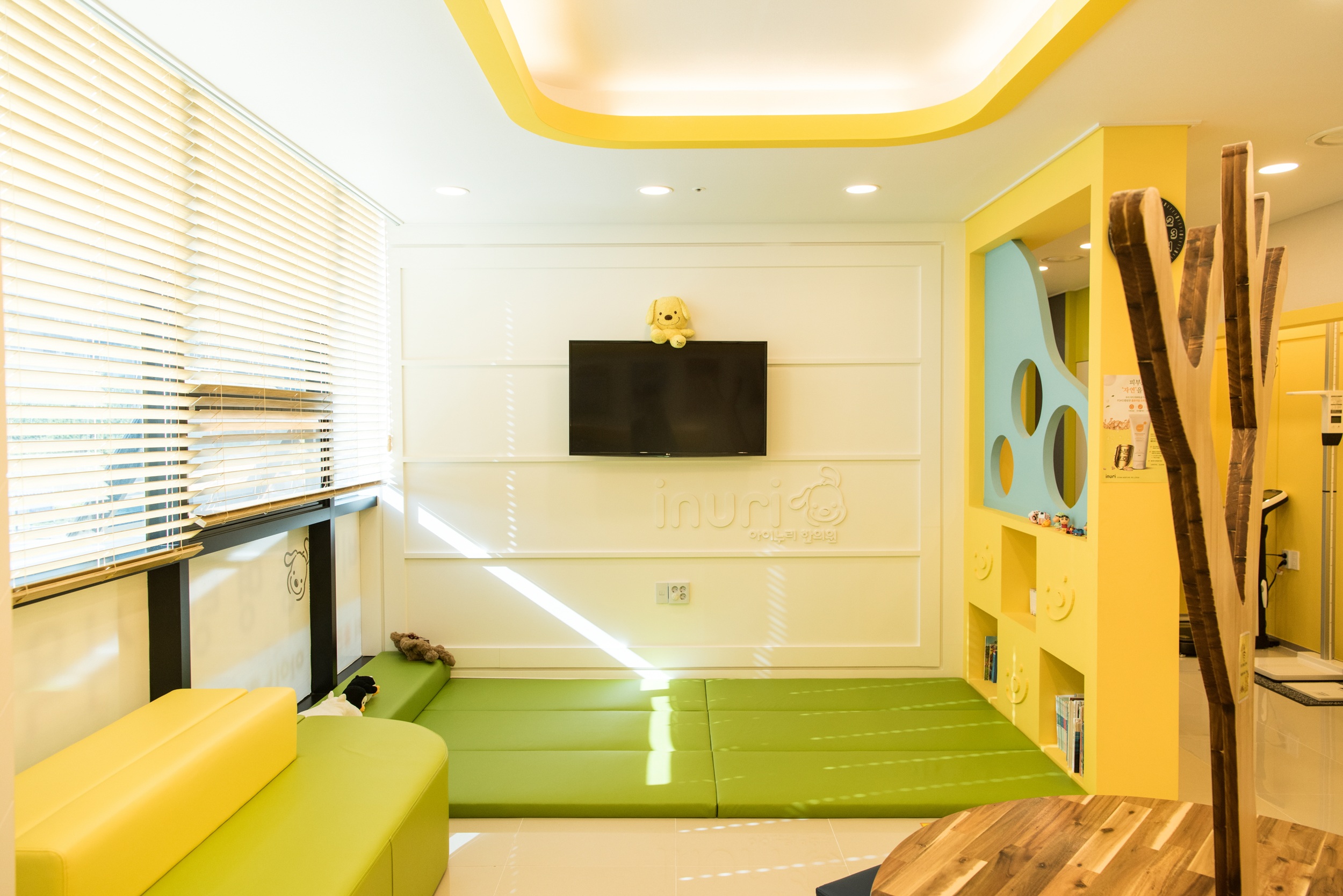 아이들의 기다림이 지루하지 않도록 마련된 공간입니다.